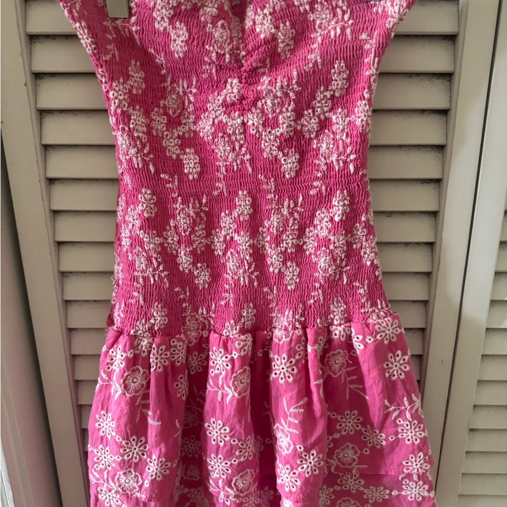 Girls/ ladies pink strapless dress size XS worn twice in great condition